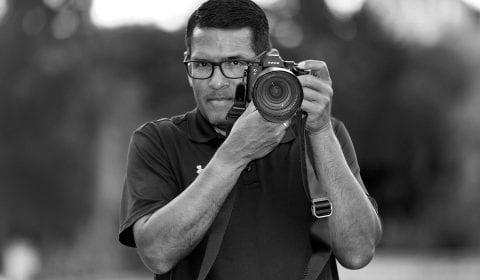 马西奥·桑切斯和他的相机.